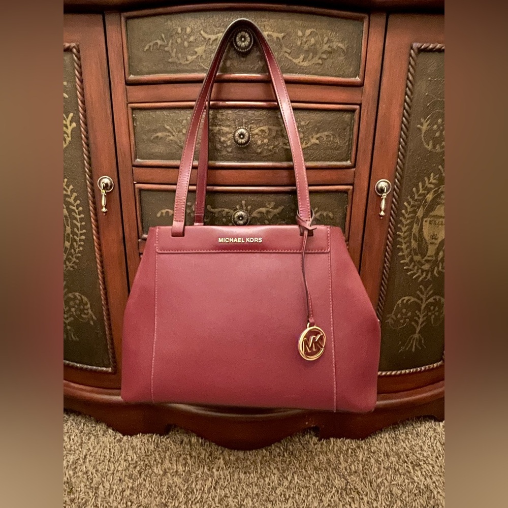 Michael Kors Wine Shoulder Bag